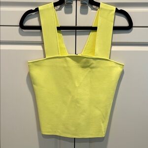 Yellow Women's Top Alice + Olive size XL gorgeous and the retails $225